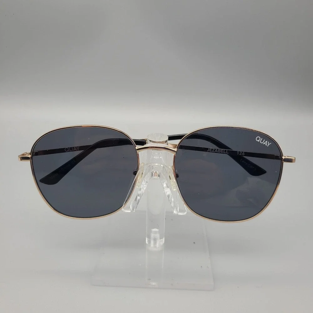 Quay Australia Jezabell Gold Black Round Oversized Sunglasses Lens Cat 3 126